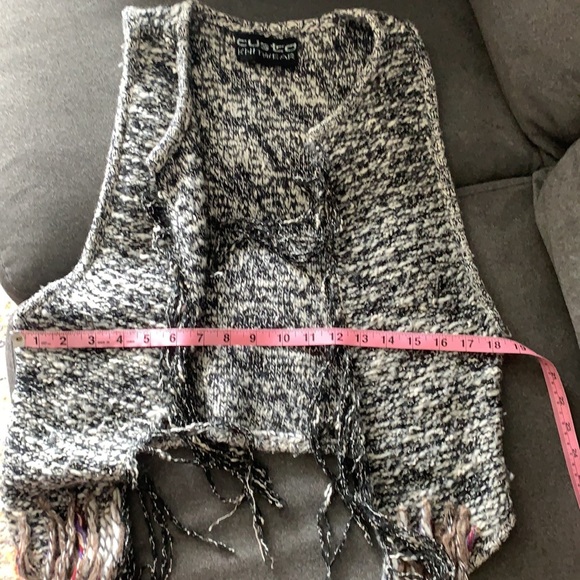 Custo Knitwear wool fringe open front vest - Picture 7 of 8
